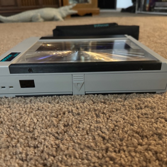 In Focus Systems Panel Book 750 LCD projection Panels - Picture 5 of 14